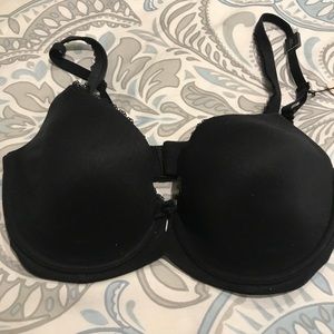 Brand new Victoria Secret bra 32DD